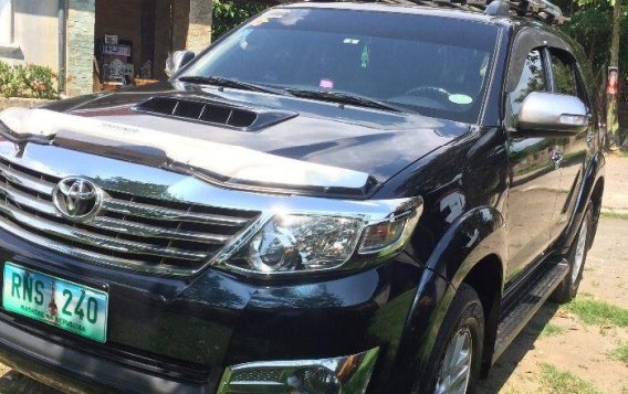 Sell 2nd Hand 2014 Toyota Fortuner Manual Diesel at 70000 km in Tanauan-2