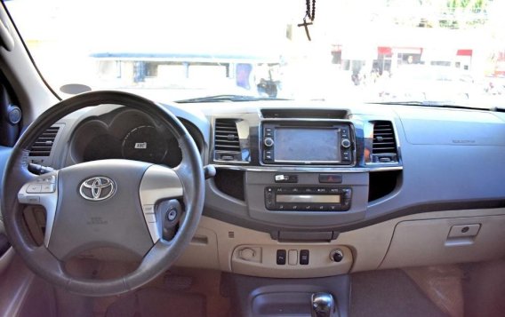 Selling Toyota Fortuner 2013 in Lemery-9