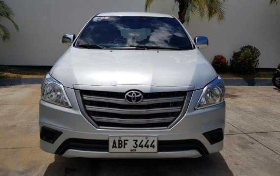 2nd Hand Toyota Innova 2015 at 40000 km for sale