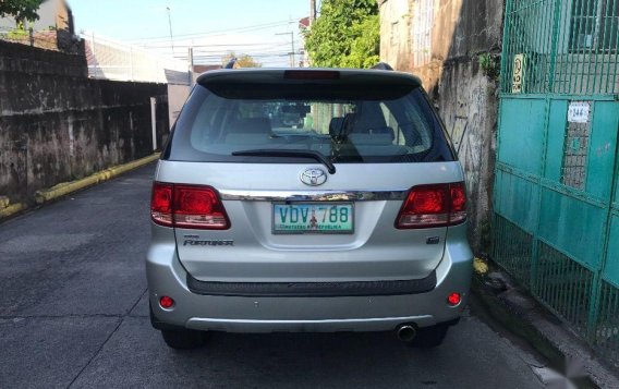 Selling Toyota Fortuner 2006 at 144000 km in Lipa-7