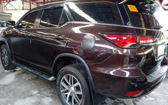 Brown Toyota Fortuner 2018 for sale in Quezon City-2