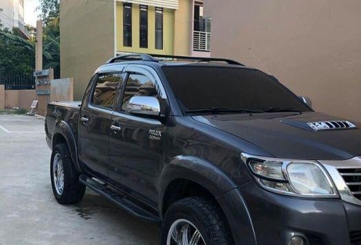 2nd Hand Toyota Hilux 2012 for sale in Consolacion-2