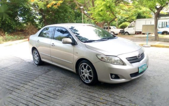 Selling 2nd Hand Toyota Altis 2008 in Makati-3