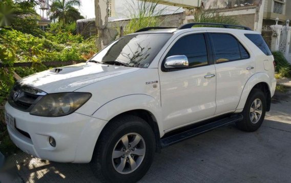 Toyota Fortuner 2007 Automatic Diesel for sale in Parañaque-3
