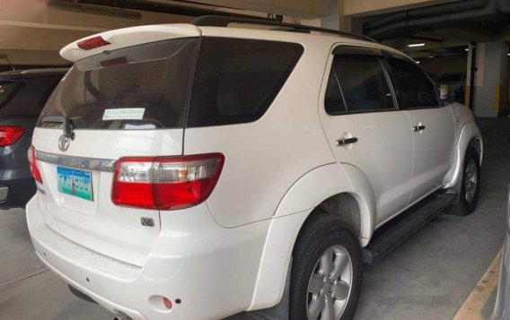 2nd Hand Toyota Fortuner 2011 Automatic Diesel for sale in Silang