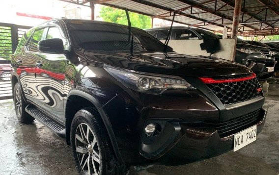 Sell Brown 2018 Toyota Fortuner Automatic Diesel at 26100 km in Quezon City-1