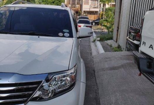 2nd Hand Toyota Fortuner 2014 at 45000 km for sale in Pasig-3