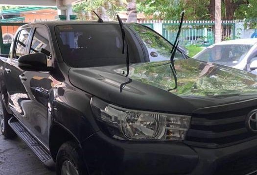 Selling 2nd Hand Toyota Hilux 2016 in Angeles-2