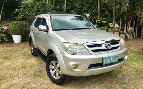 Selling Toyota Fortuner 2006 at 144000 km in Lipa-10