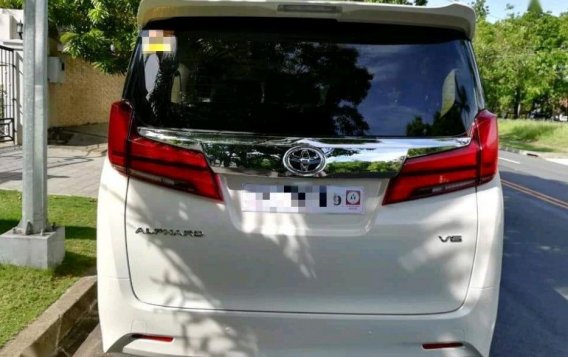 Pearl White Toyota Alphard 2019 for sale in Pasay-1