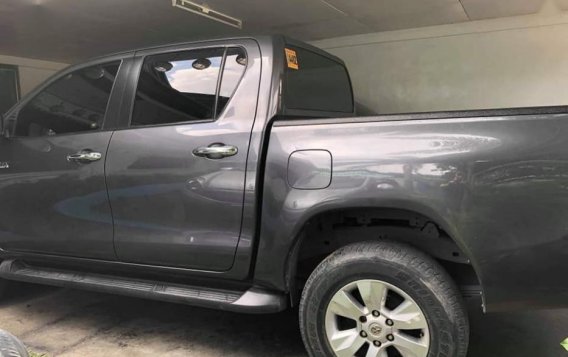 Selling 2nd Hand Toyota Hilux 2016 in Angeles-3