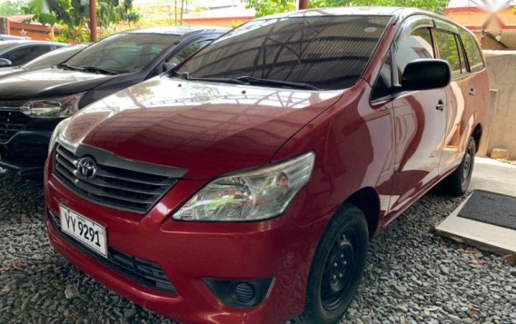 Selling Red Toyota Innova 2016 in Quezon City