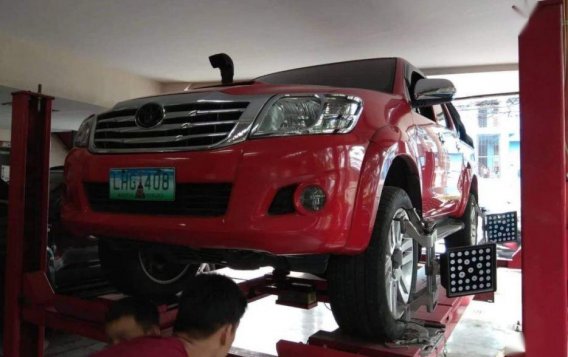 Selling Toyota Hilux 2013 Automatic Diesel in Marikina-1