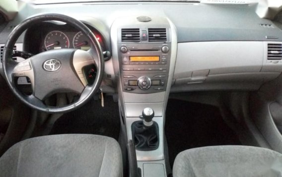 Selling 2nd Hand Toyota Altis 2008 in Makati-6