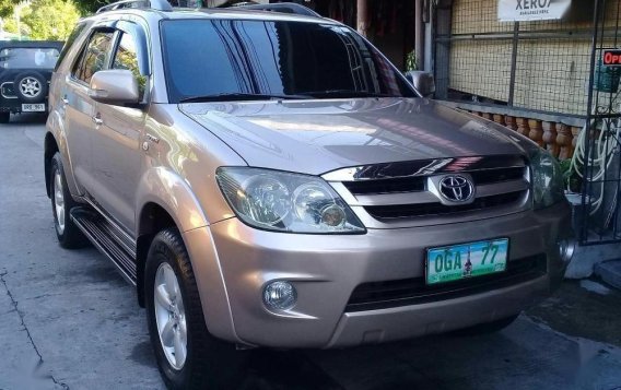 Sell 2nd Hand 2006 Toyota Fortuner at 95000 km in Bacoor-9