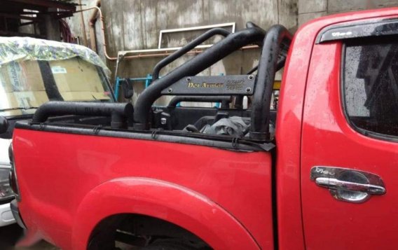 Selling Toyota Hilux 2013 Automatic Diesel in Marikina-9