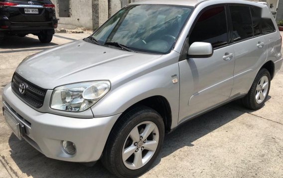 Selling 2nd Hand Toyota Rav4 2004 in Caloocan-6