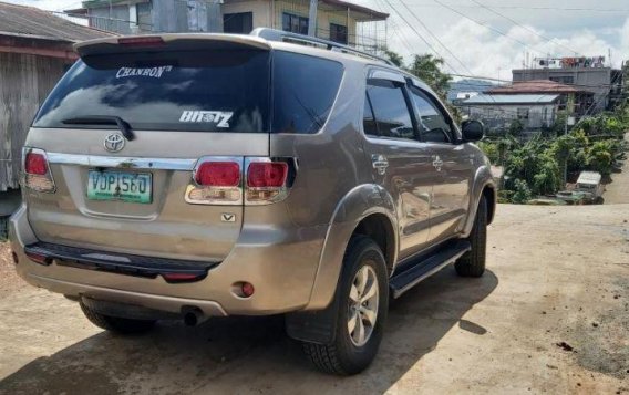 Selling 2nd Hand Toyota Fortuner 2005 in Baguio-4