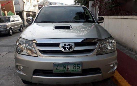 2006 Toyota Fortuner for sale in Manila-5