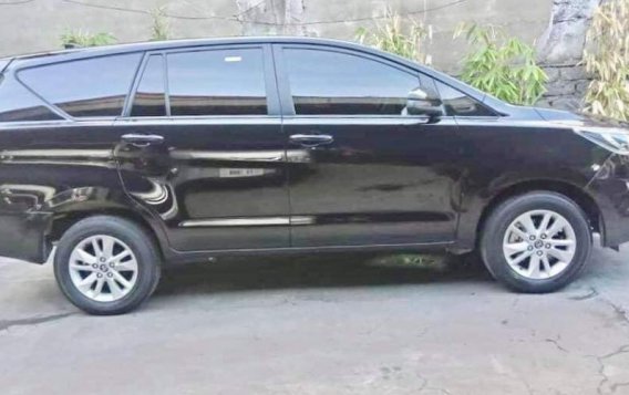 Selling 2nd Hand Toyota Innova 2019 at 1000 km in Manila-3