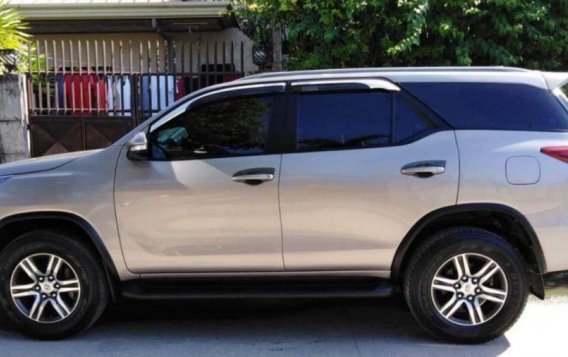 Toyota Fortuner 2017 Automatic Diesel for sale in Angeles-4