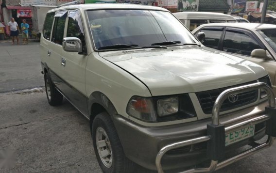 Selling 2nd Hand Toyota Revo 2001 in Quezon City-4