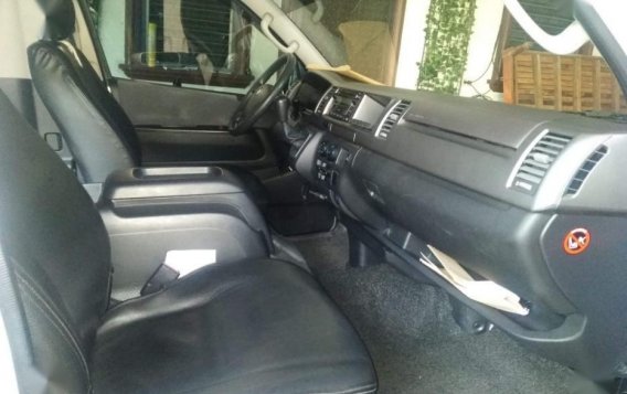 2nd Hand Toyota Hiace 2014 for sale in Quezon City-1