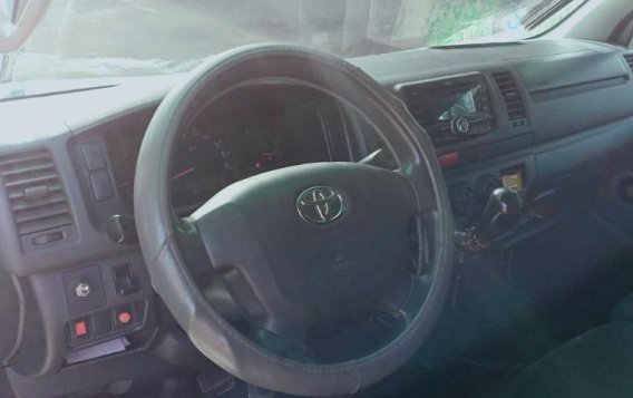 Selling 2nd Hand Toyota Hiace 2015 in Quezon City