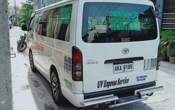 Selling 2nd Hand Toyota Hiace 2015 in Quezon City-5