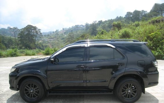 Selling 2nd Hand Toyota Fortuner 2014 at 48600 km in Baguio-3