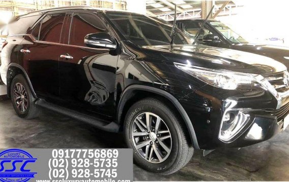Toyota Fortuner 2019 Manual Diesel for sale in Quezon City-1