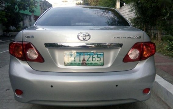 2nd Hand Toyota Altis 2010 Automatic Gasoline for sale in Quezon City-4