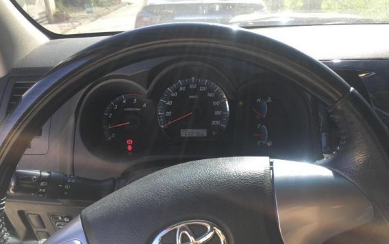 2nd Hand Toyota Fortuner 2015 at 70000 km for sale in Apalit-6