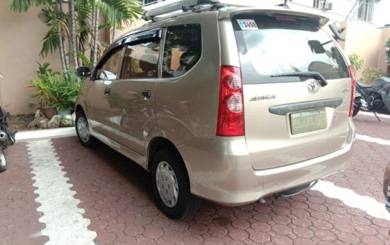 2009 Toyota Avanza for sale in Quezon City-1