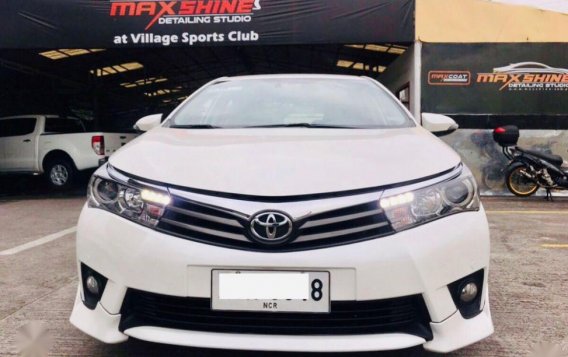 Pearl White Toyota Corolla Altis 2014 Automatic Gasoline for sale in Baguio-5