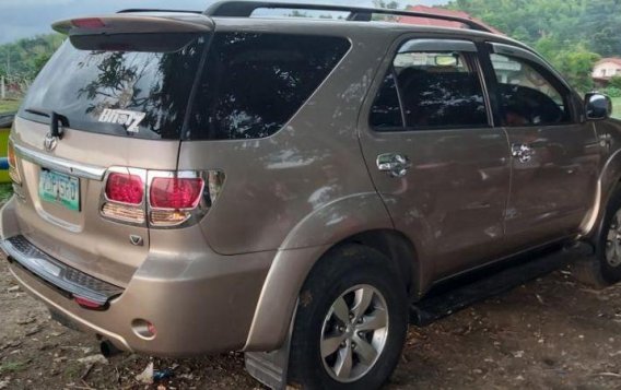Selling 2nd Hand Toyota Fortuner 2005 in Baguio-6