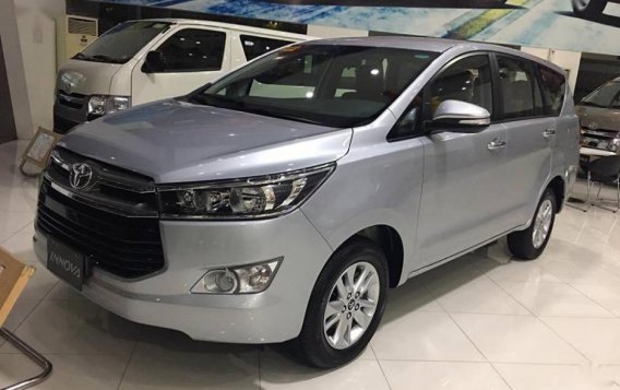 Selling Toyota Innova 2019 Manual Diesel in Manila