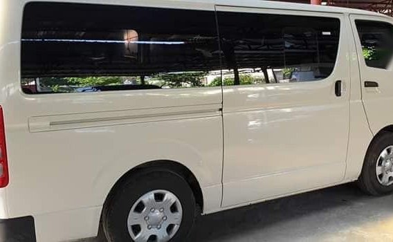 White Toyota Hiace 2019 Van Manual Diesel for sale in Quezon City-3