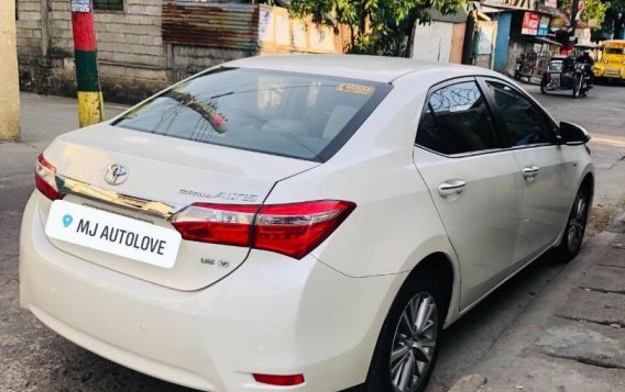 2nd Hand Toyota Corolla Altis 2015 at 40000 km for sale-2
