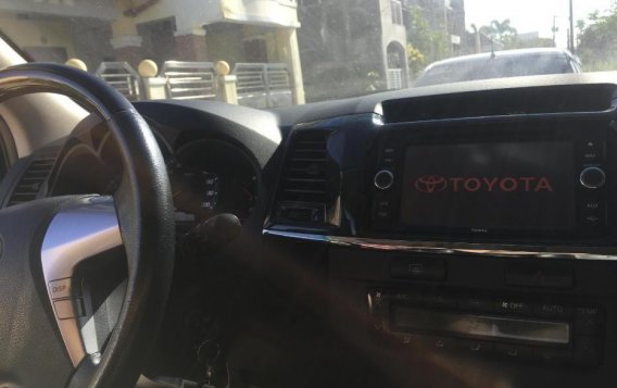 2nd Hand Toyota Fortuner 2015 at 70000 km for sale in Apalit-7