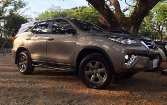 Brown Toyota Fortuner 2017 for sale in Quezon City-1
