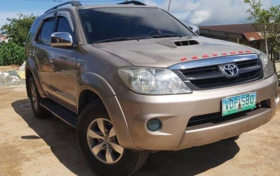 Selling 2nd Hand Toyota Fortuner 2005 in Baguio-1