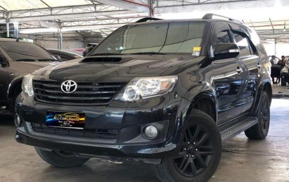 Selling 2nd Hand Toyota Fortuner 2014 in Makati-1