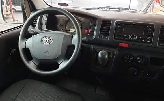 White Toyota Hiace 2019 Van Manual Diesel for sale in Quezon City-4