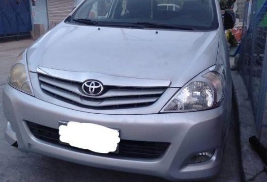 Selling Toyota Innova 2011 Manual Gasoline in Quezon City-1