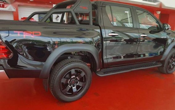 Brand New Toyota Hilux 2018 for sale in Manila-6