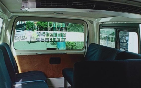 Selling 2nd Hand Toyota Hiace 2015 in Quezon City-6