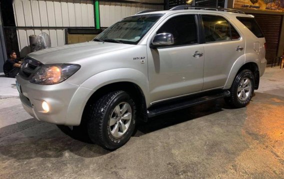 Sell 2nd Hand 2006 Toyota Fortuner Suv Automatic Gasoline at 80000 km in Quezon City-1