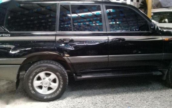 Selling Toyota Land Cruiser Manual Diesel in Quezon City-2
