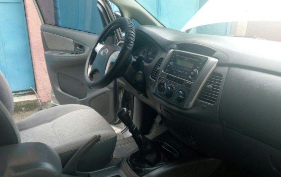 Selling 2nd Hand Toyota Innova 2013 at 66000 km in Santa Rosa-1